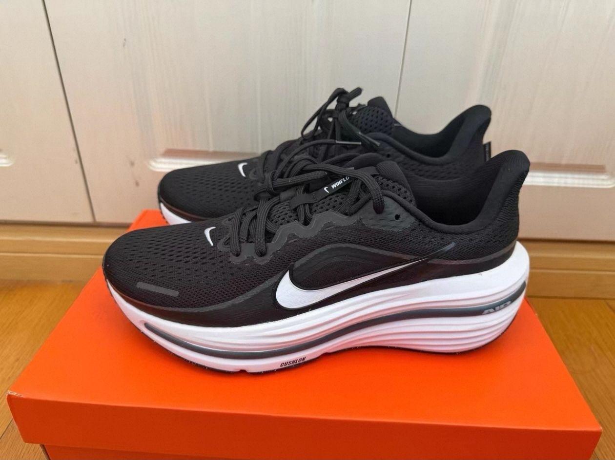 Nike Structure 26稳定支撑缓震型公路跑鞋